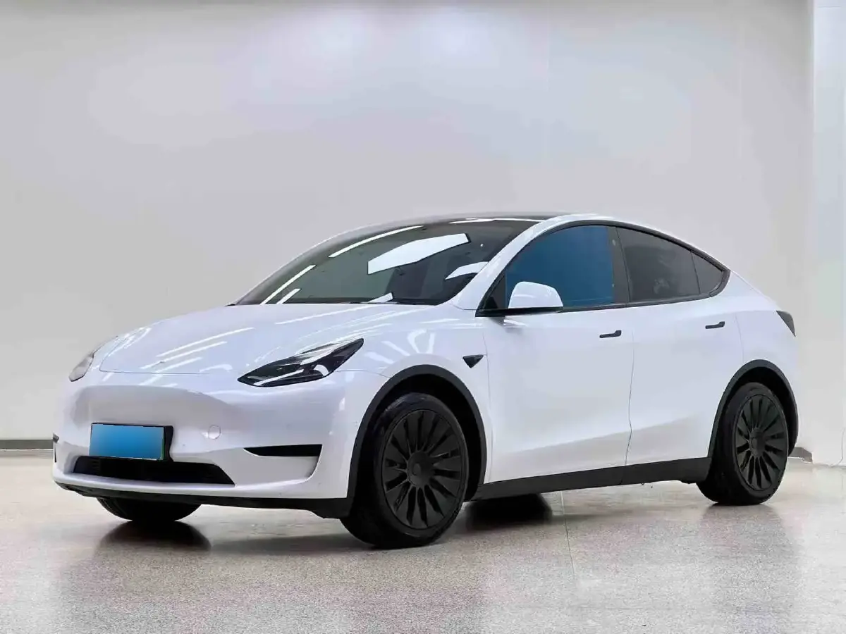 2022 Tesla Model Y BEV 60KWH