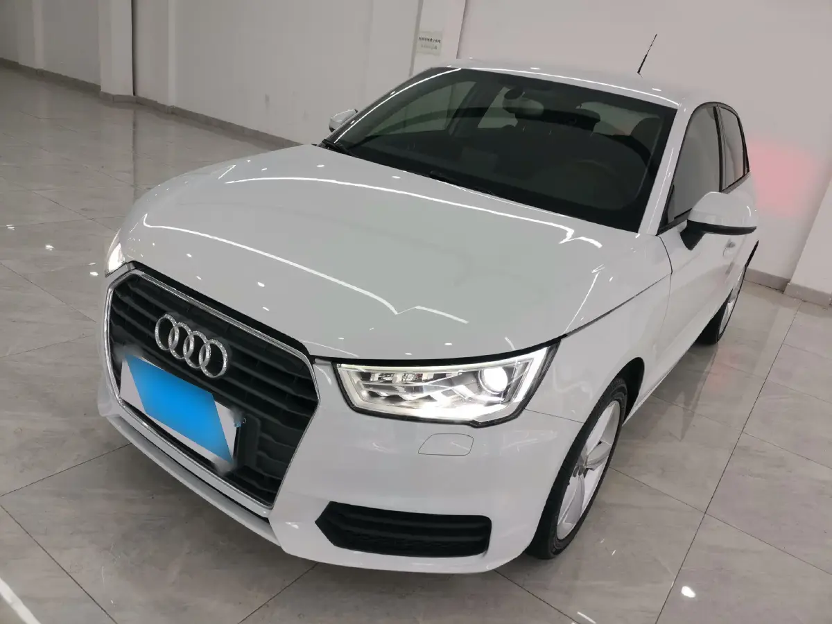 2016 Audi A1 1.4T 125HP L4 7DCT