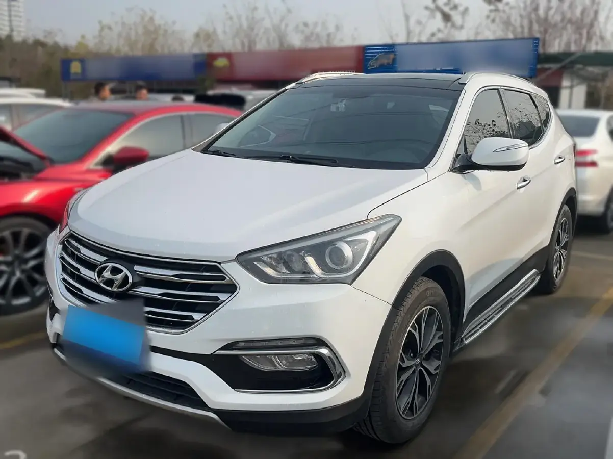 2017 Hyundai Santafe 2.4L 189HP L4 6AT