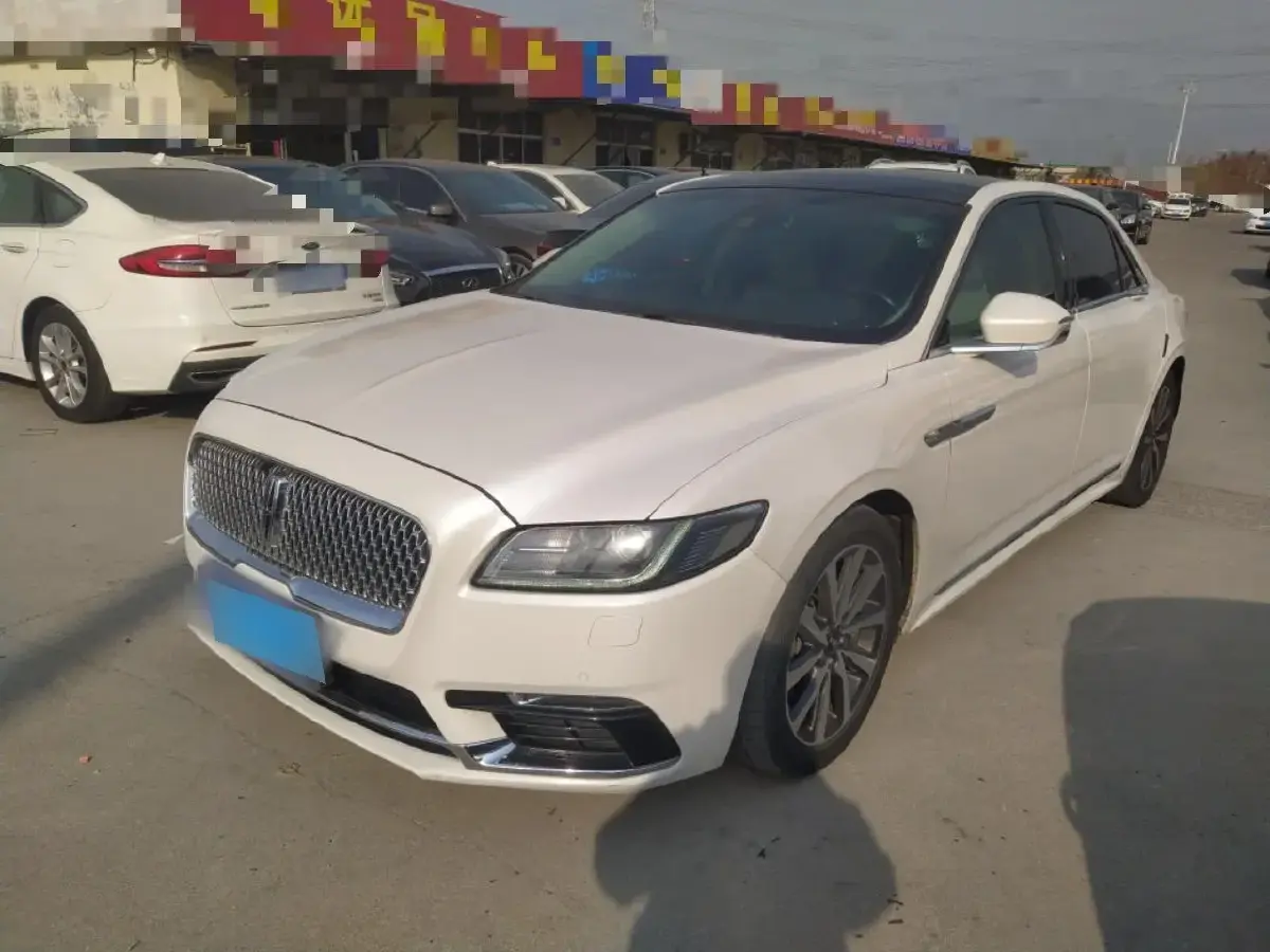 2019 Lincoln Continental 2.0T 241HP L4 6AT