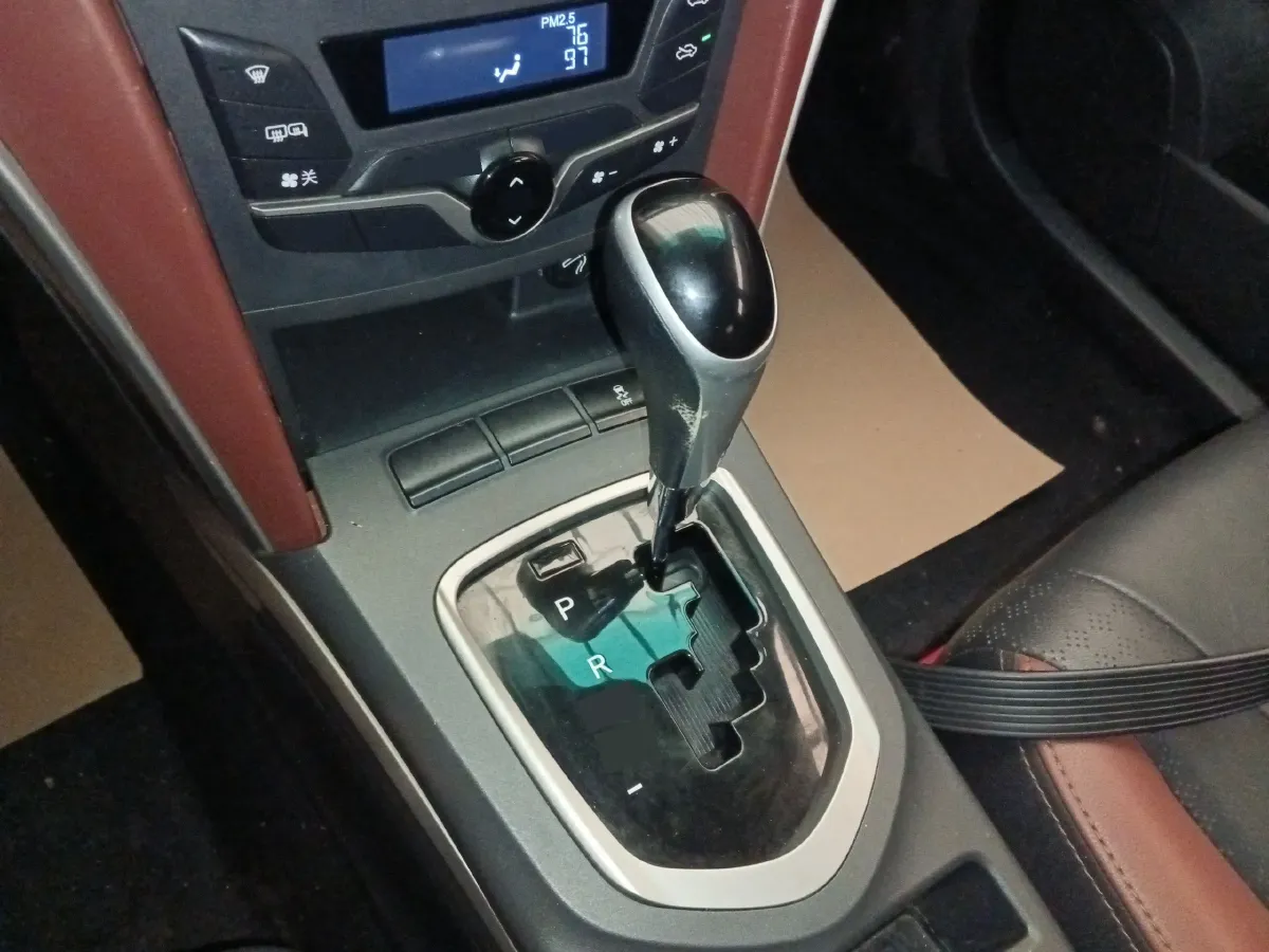 2014 BYD G5 1.5T 154HP L4 6DCT,autocango,china used car exporter,china ev exporter,chinese used car exporter,chinese used ev exporter