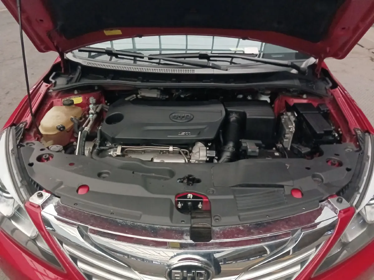 2014 BYD G5 1.5T 154HP L4 6DCT,autocango,china used car exporter,china ev exporter,chinese used car exporter,chinese used ev exporter