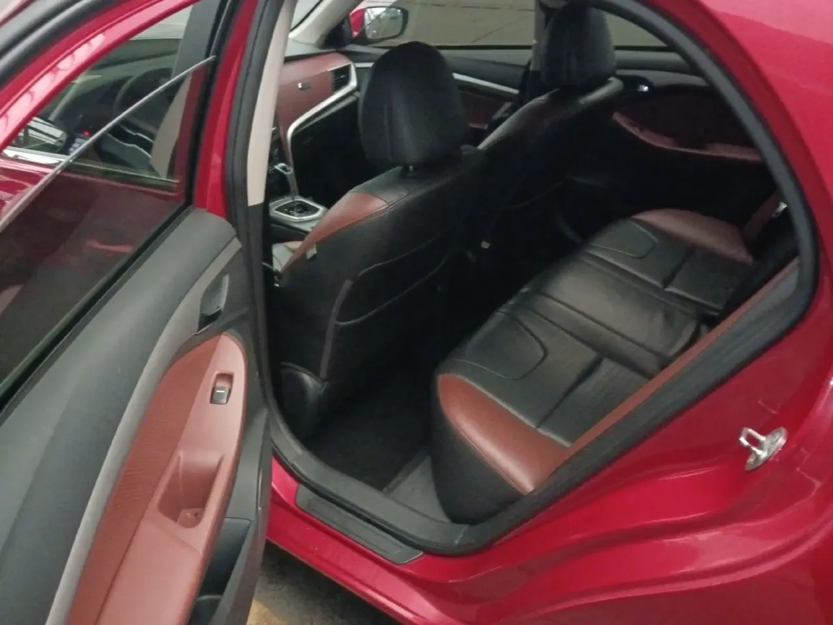 2014 BYD G5 1.5T 154HP L4 6DCT,autocango,china used car exporter,china ev exporter,chinese used car exporter,chinese used ev exporter