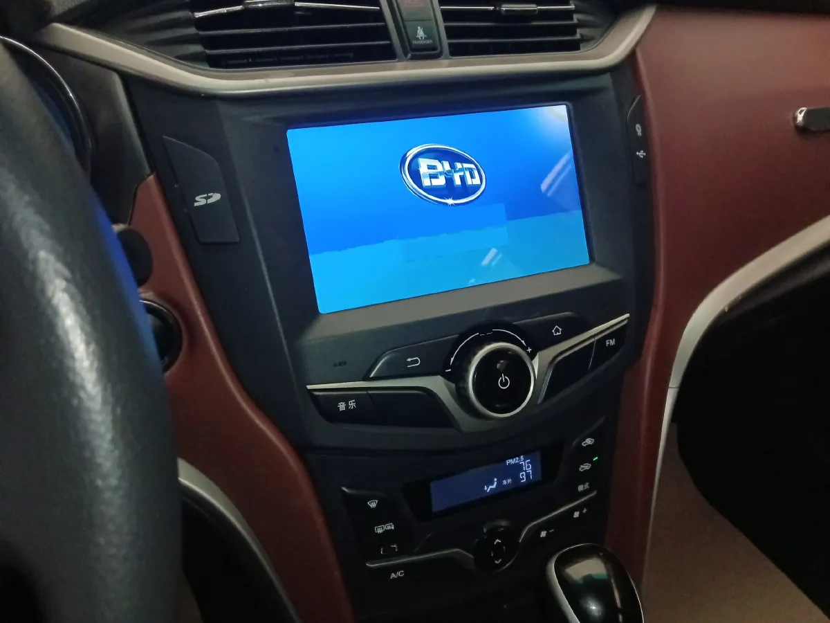 2014 BYD G5 1.5T 154HP L4 6DCT,autocango,china used car exporter,china ev exporter,chinese used car exporter,chinese used ev exporter