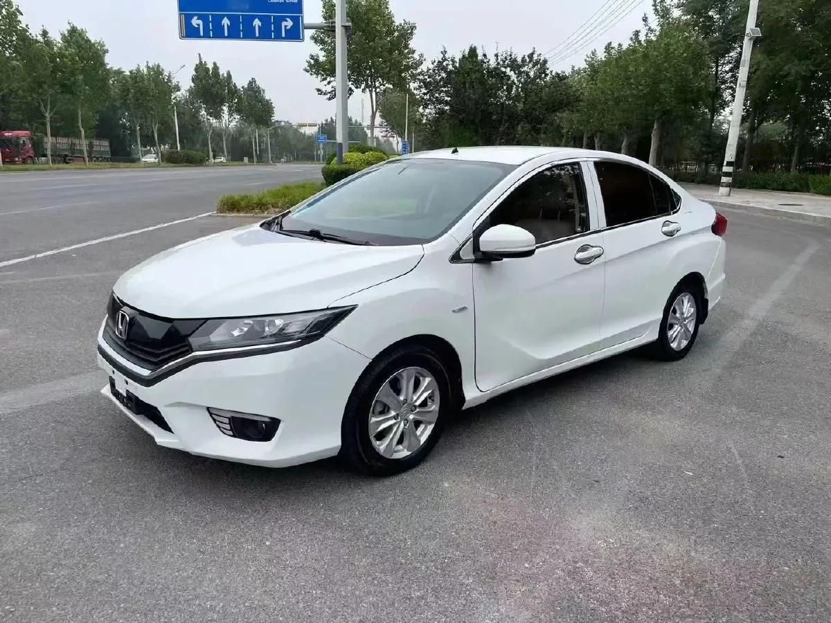 2016 Honda Greiz 1.5L 131HP L4 5MT,autocango,china used car exporter,china ev exporter,chinese used car exporter,chinese used ev exporter