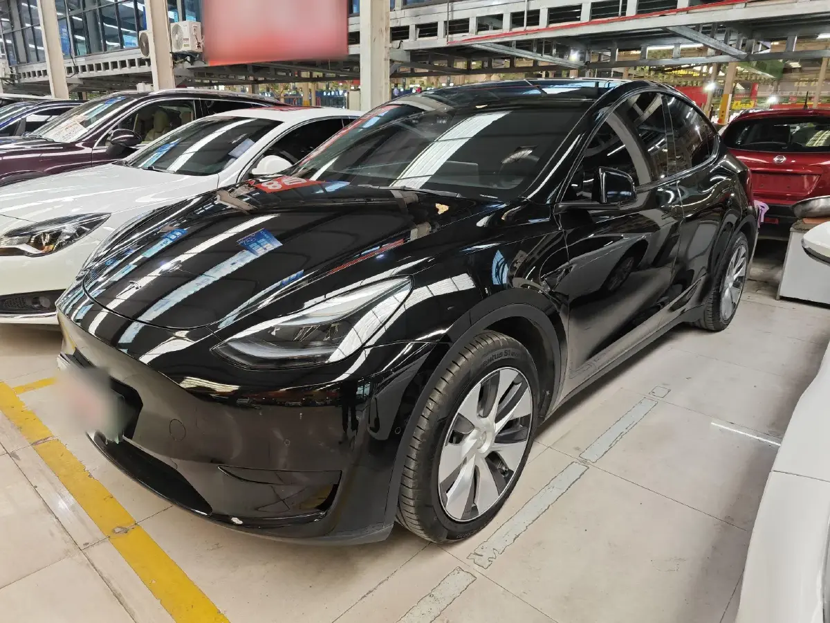 2022 Tesla Model Y BEV 60KWH