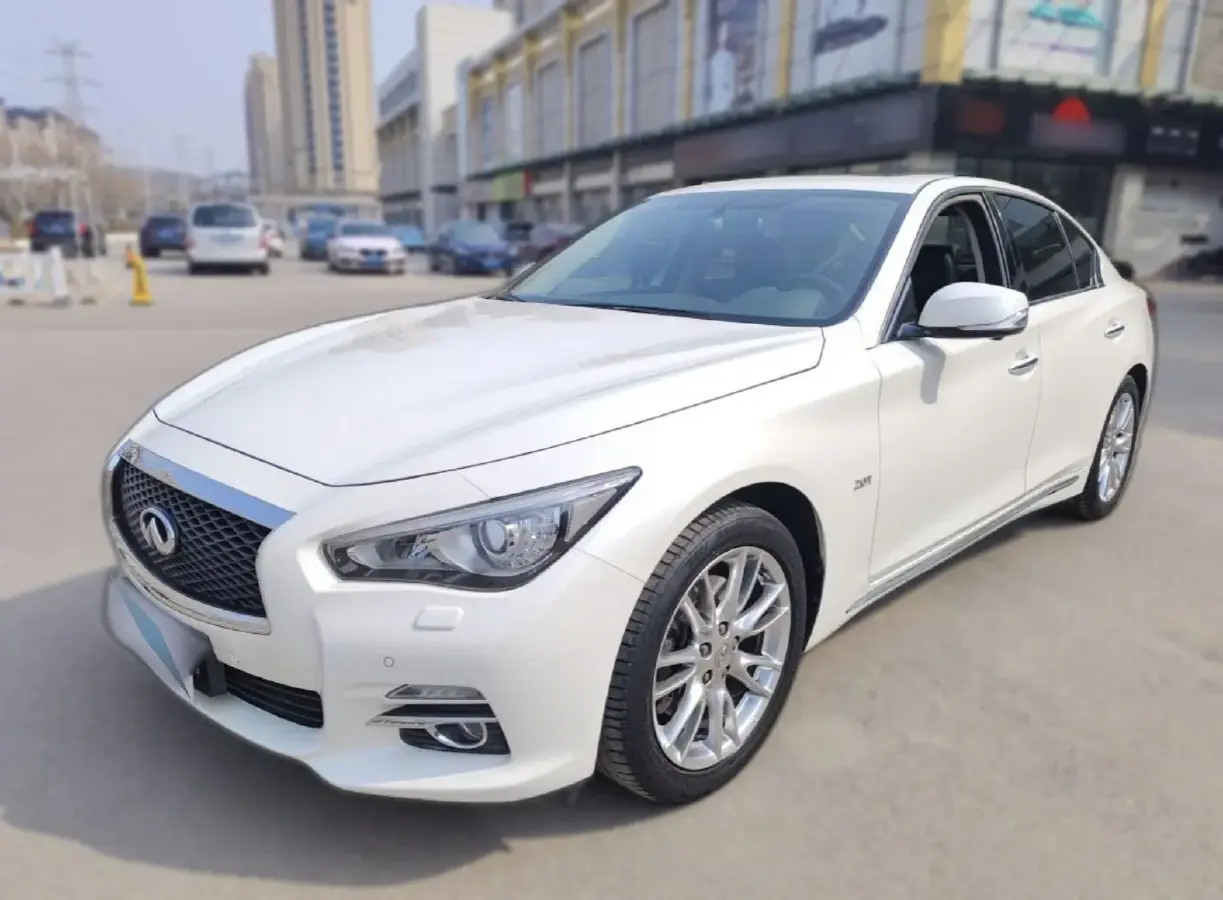 2016 Infiniti Q50L 2.0T 211HP L4 7AT