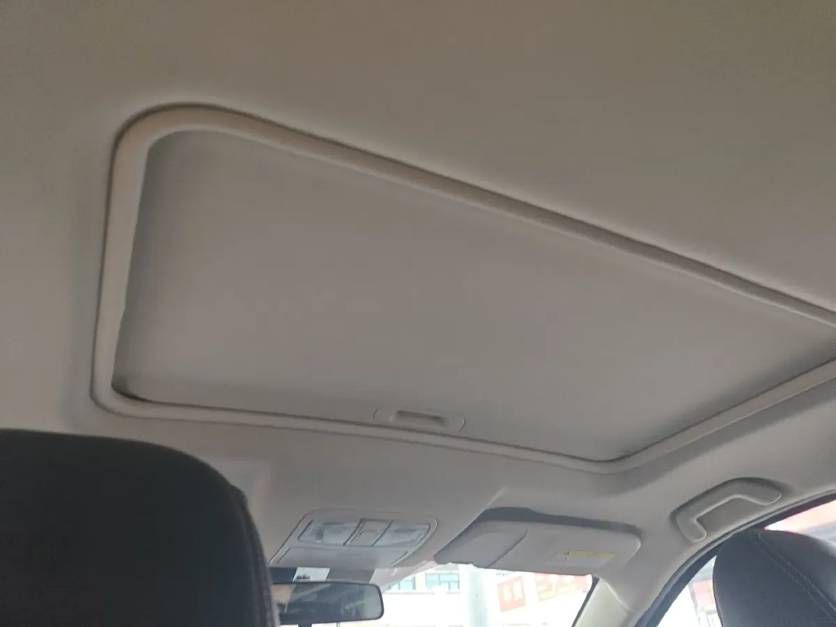 2018 DongFeng Fengon Fengon S560 1.8L 139HP L4 CVT,autocango,china used car exporter,china ev exporter,chinese used car exporter,chinese used ev exporter