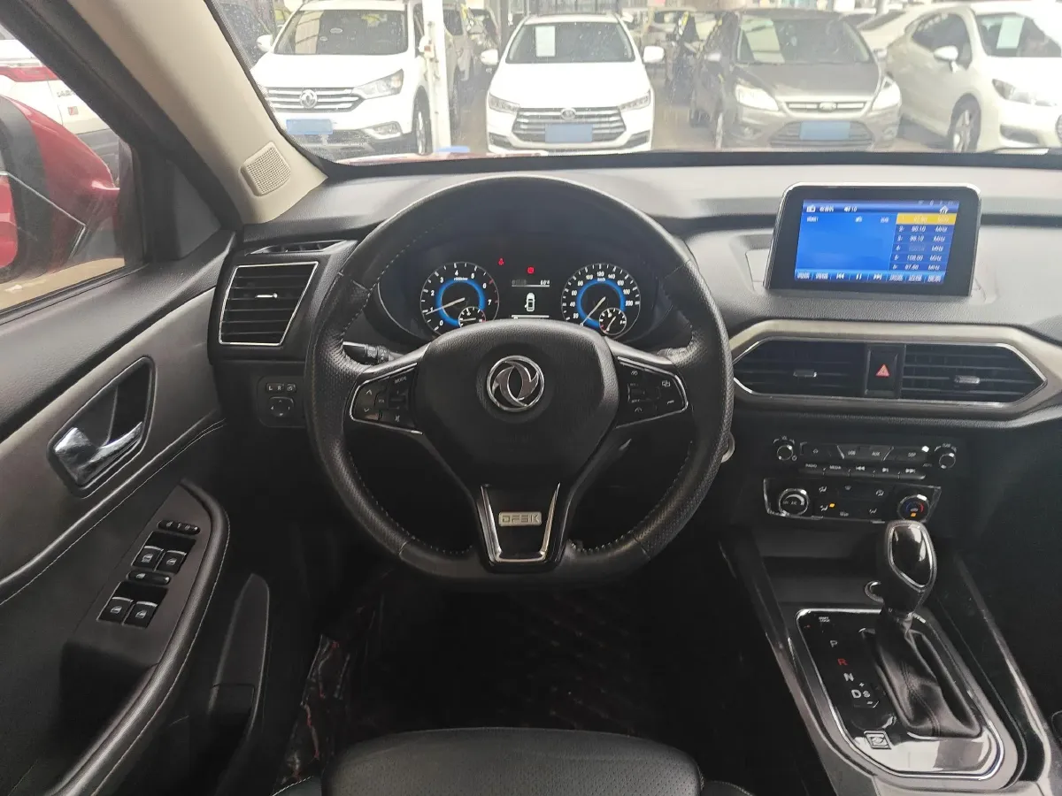 2018 DongFeng Fengon Fengon S560 1.8L 139HP L4 CVT,autocango,china used car exporter,china ev exporter,chinese used car exporter,chinese used ev exporter