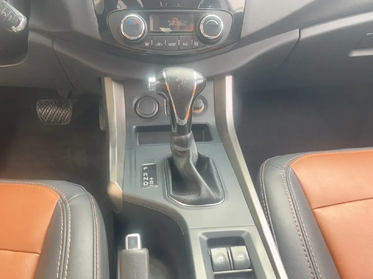 2015 HaiMa S5 1.5T 163HP L4 CVT,autocango,china used car exporter,china ev exporter,chinese used car exporter,chinese used ev exporter