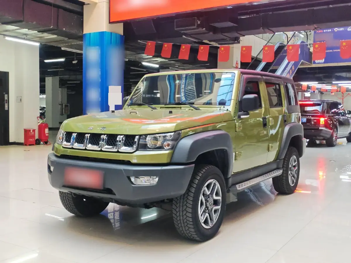 2016 BeiJing BJ40 2.3T 250HP L4 6AT