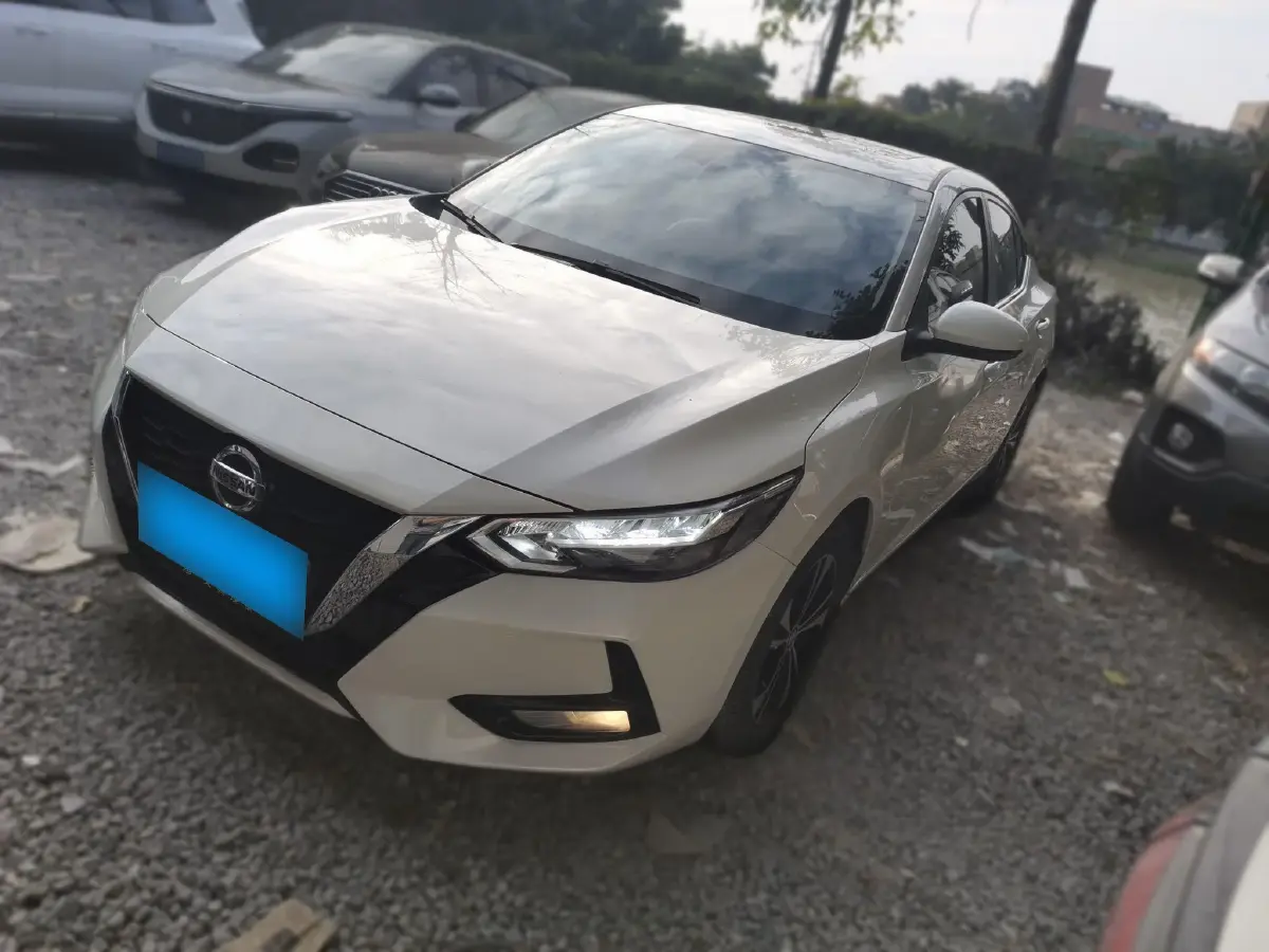 2022 Nissan Sylphy 1.6L 135HP L4 CVT