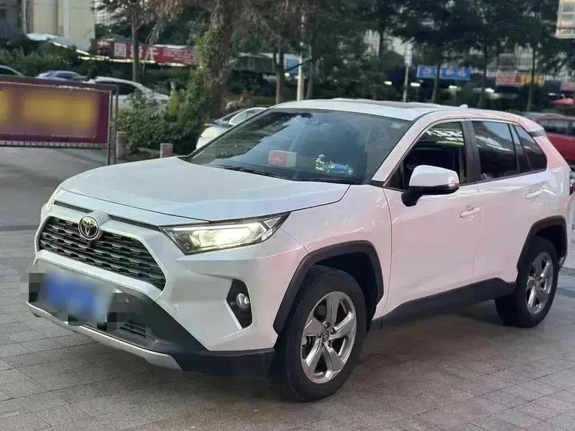 2020 Toyota RAV4 2.0L 171HP L4 CVT