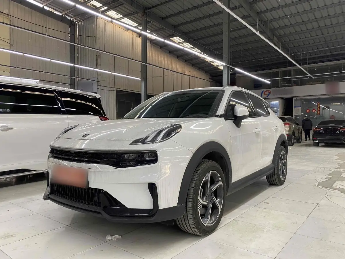 2023 LYNK&CO 06 New Energy 1.5T 177HP L3 7DCT PHEV 15.5KWH