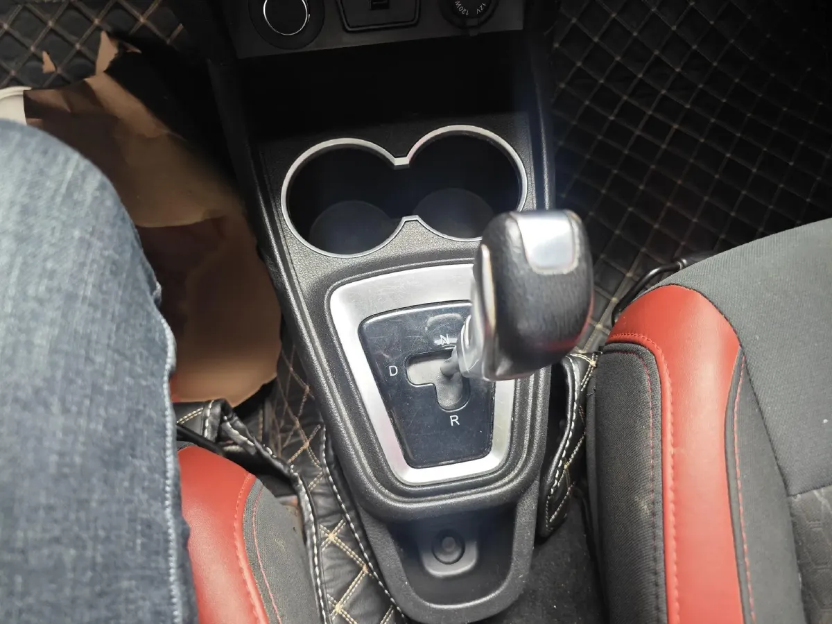 2017 JAC iEV6E BEV 19.66KWH,autocango,china used car exporter,china ev exporter,chinese used car exporter,chinese used ev exporter