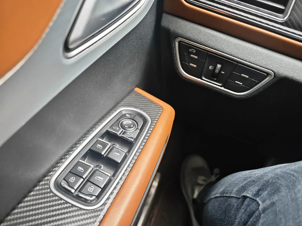 2018 Zotye T300 1.5L 112HP L4 CVT,autocango,china used car exporter,china ev exporter,chinese used car exporter,chinese used ev exporter