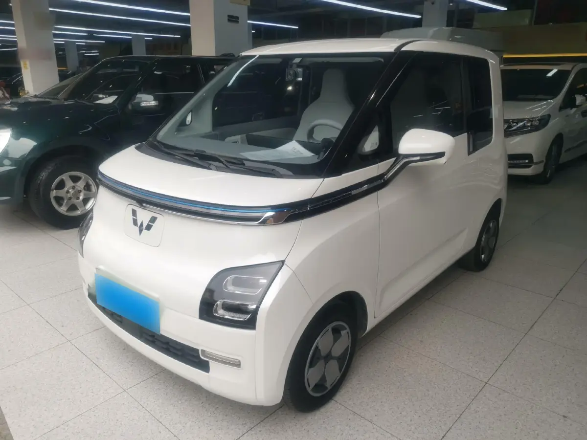 2023 WuLing Air ev BEV 28.4KWH