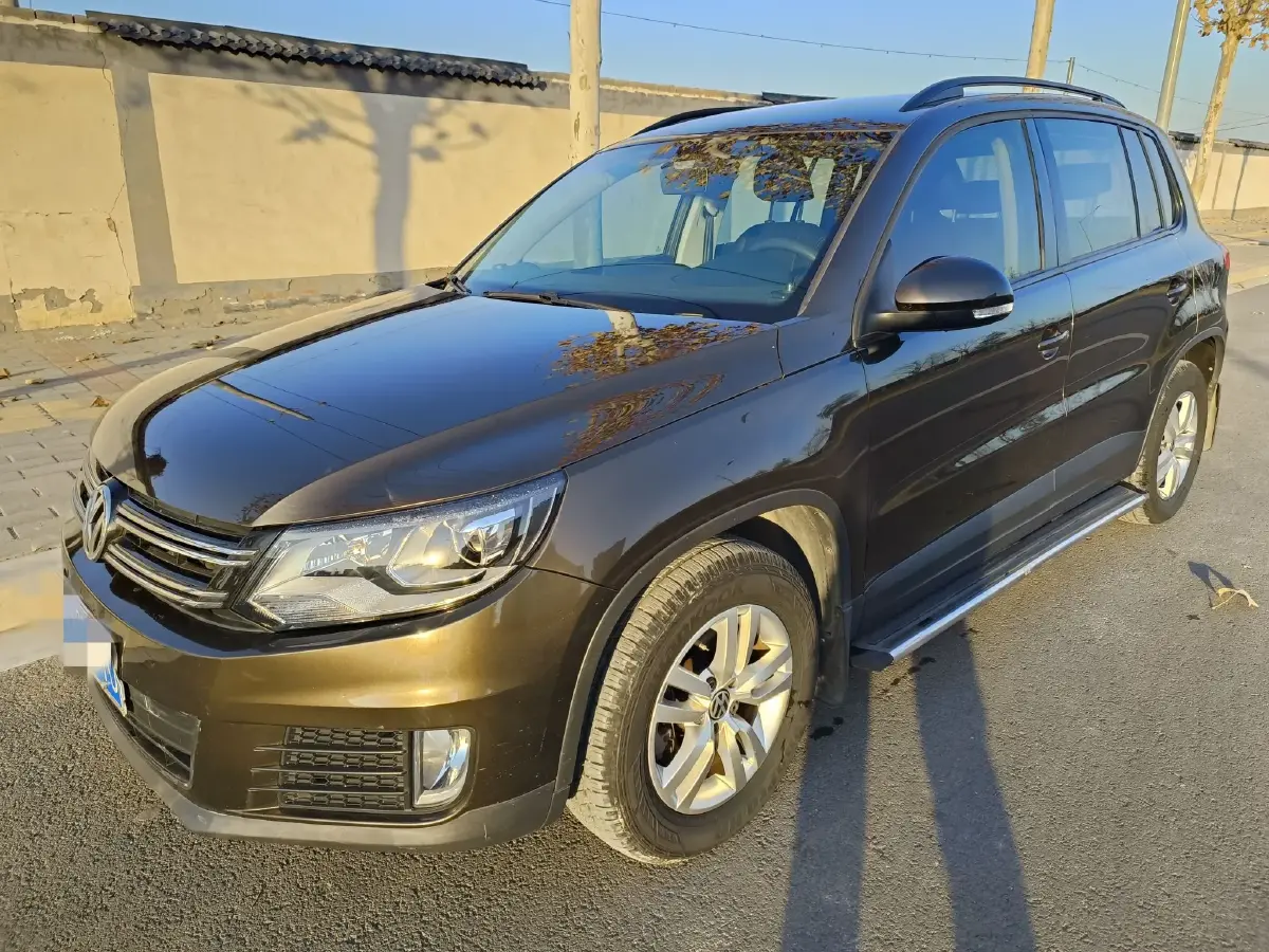 2015 Volkswagen Tiguan 1.8T 160HP L4 6AT