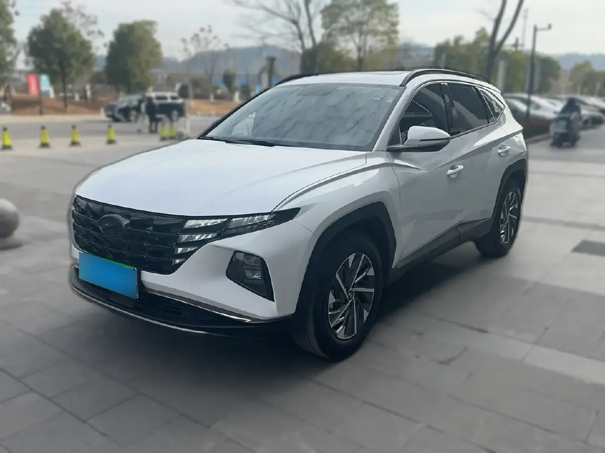 2023 Hyundai Tucson 1.5T 200HP L4 8AT