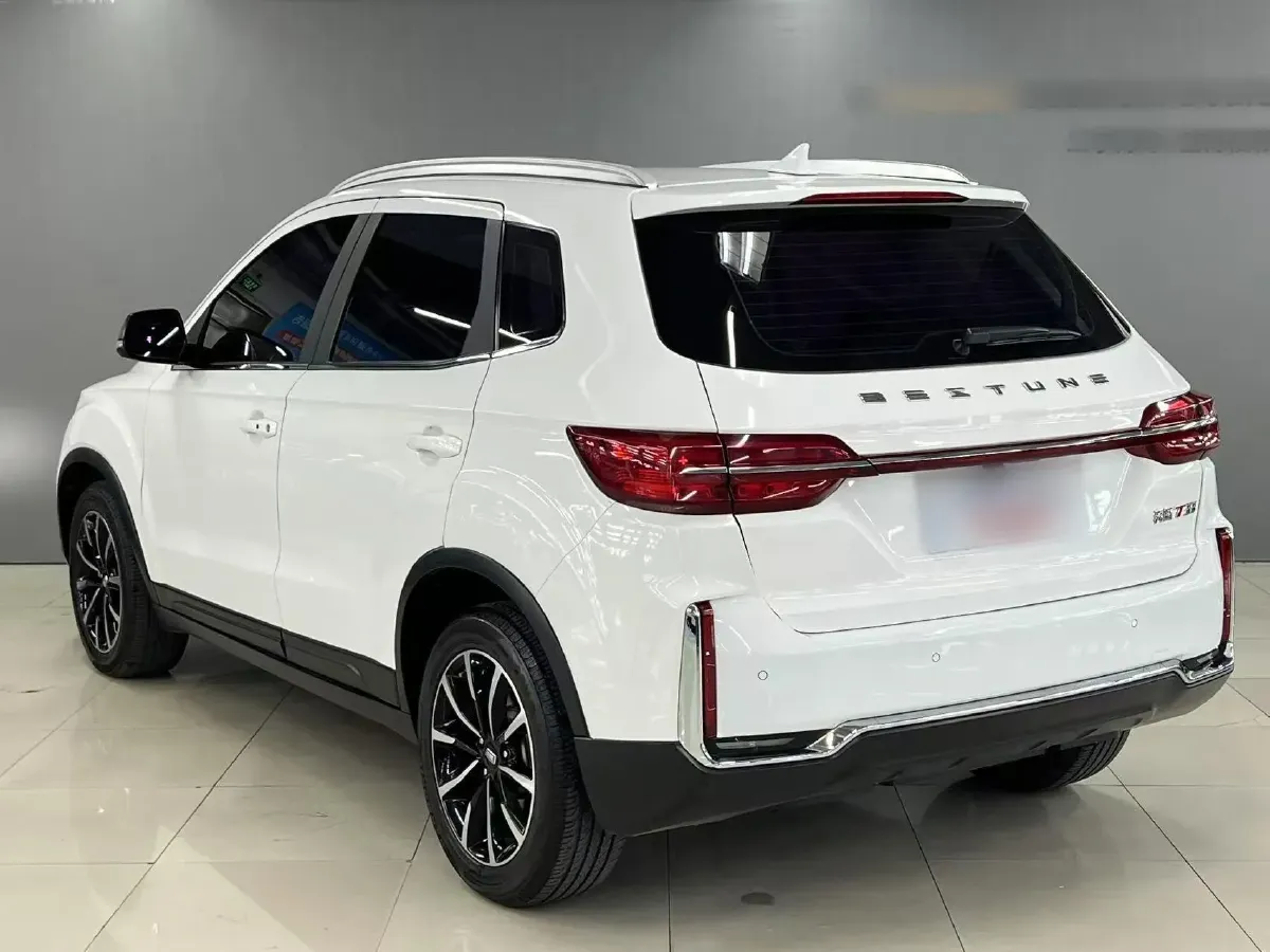 2021 Bestune T33 1.2T 143HP L4 6MT,autocango,china used car exporter,china ev exporter,chinese used car exporter,chinese used ev exporter