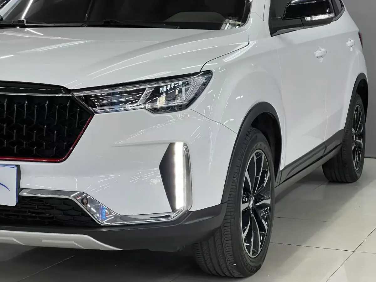 2021 Bestune T33 1.2T 143HP L4 6MT,autocango,china used car exporter,china ev exporter,chinese used car exporter,chinese used ev exporter