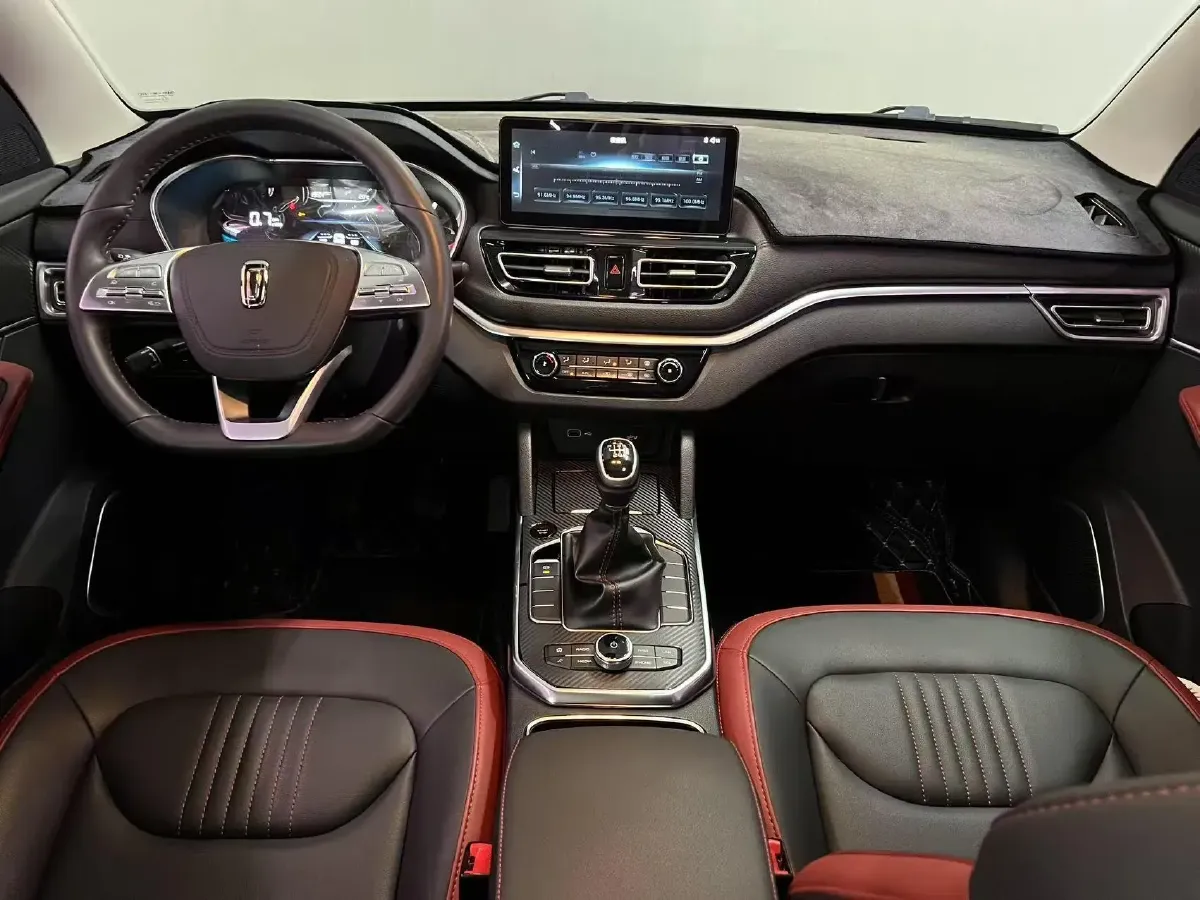 2021 Bestune T33 1.2T 143HP L4 6MT,autocango,china used car exporter,china ev exporter,chinese used car exporter,chinese used ev exporter