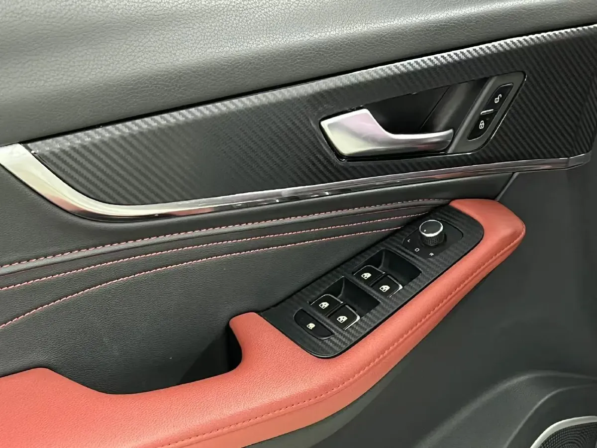 2021 Bestune T33 1.2T 143HP L4 6MT,autocango,china used car exporter,china ev exporter,chinese used car exporter,chinese used ev exporter