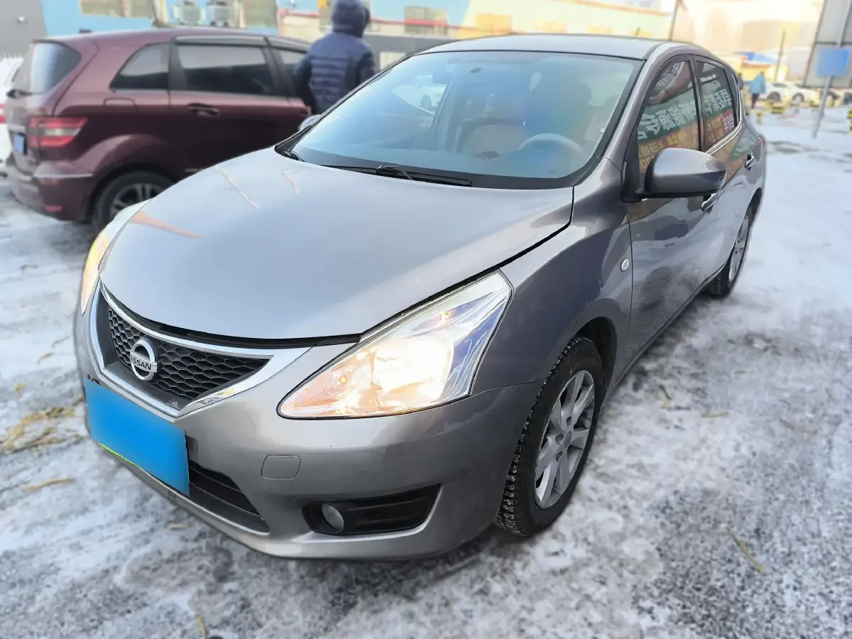 2011 Nissan Tiida 1.6L 126HP L4 CVT