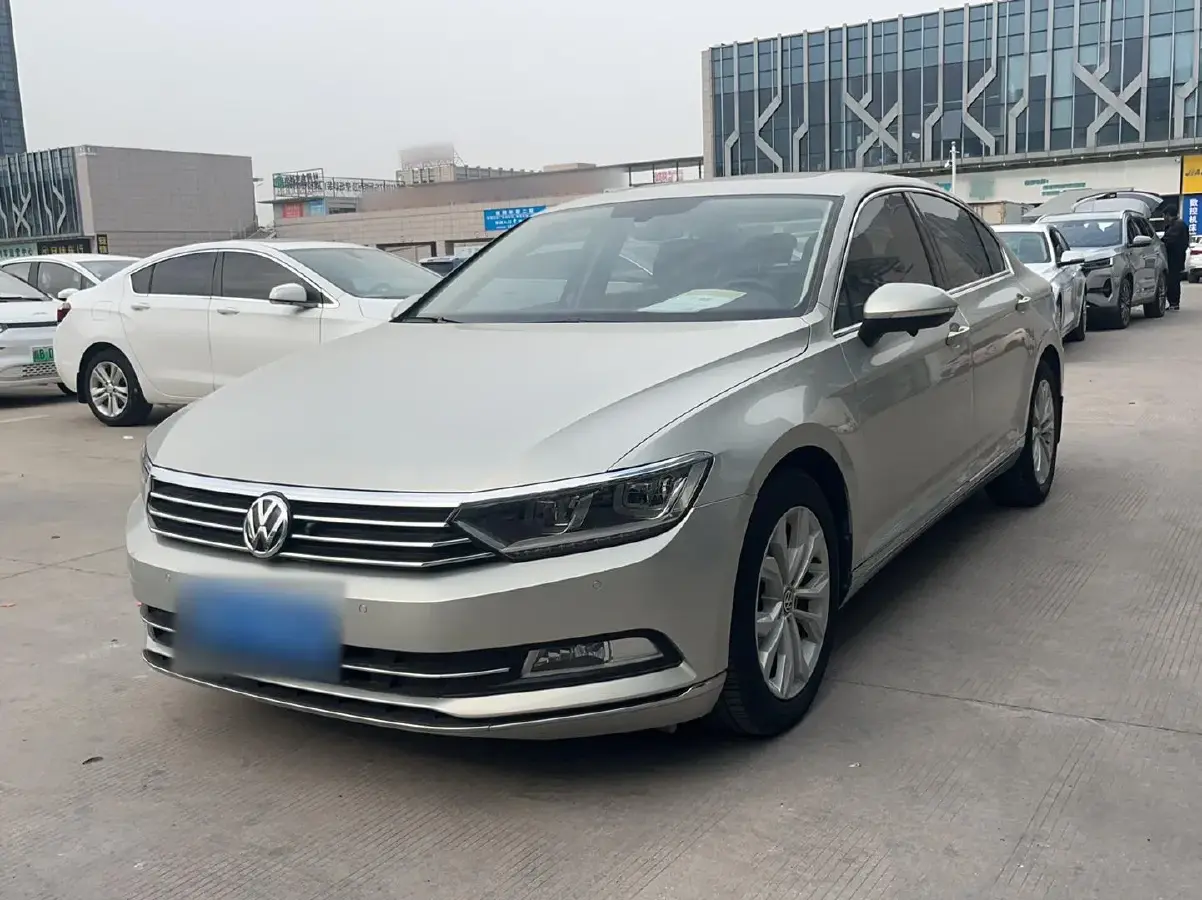 2017 Volkswagen Magotan 1.8T 180HP L4 7DCT