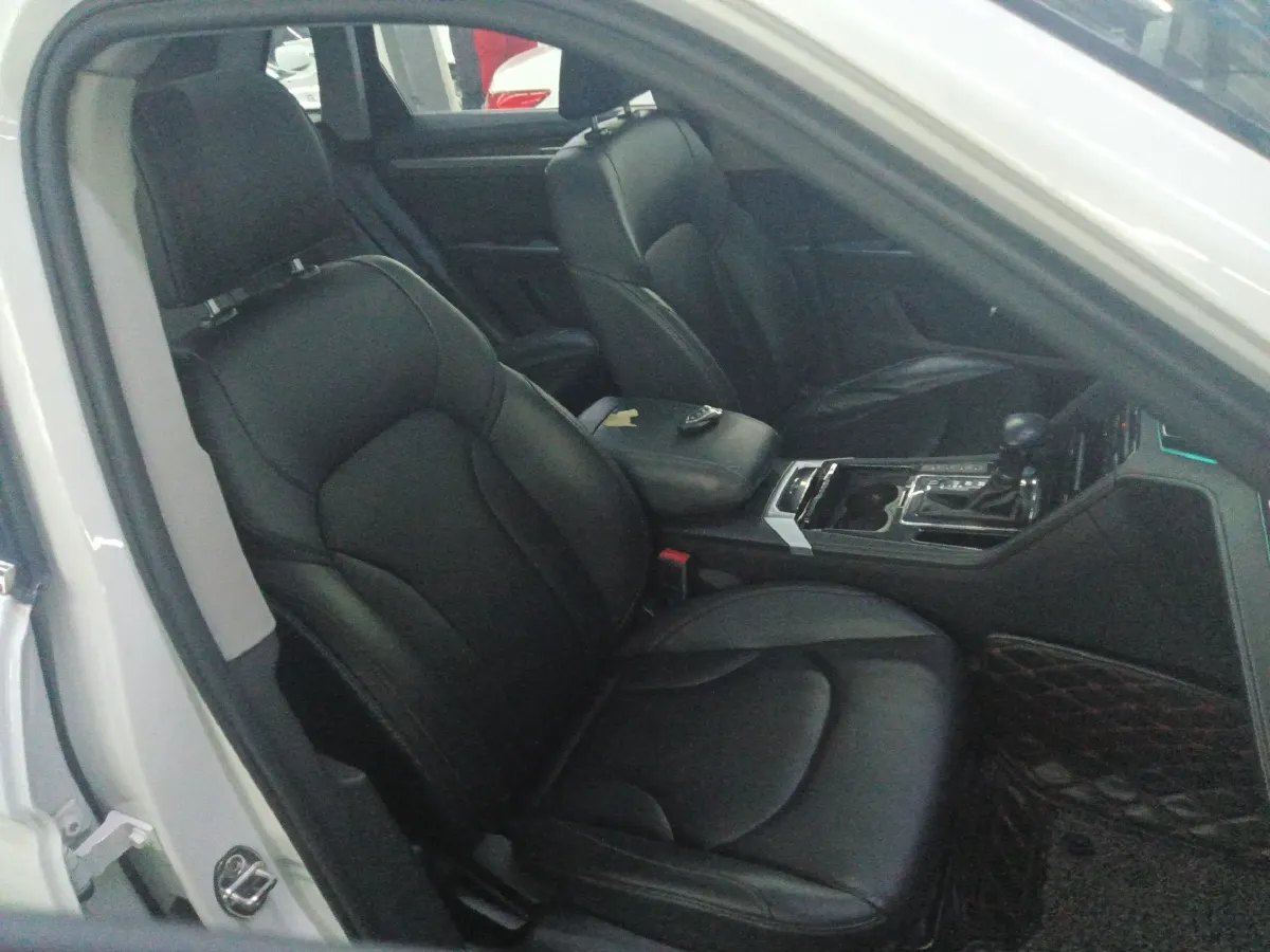 2017 Zotye Damy X7 1.8T 177HP L4 6DCT,autocango,china used car exporter,china ev exporter,chinese used car exporter,chinese used ev exporter