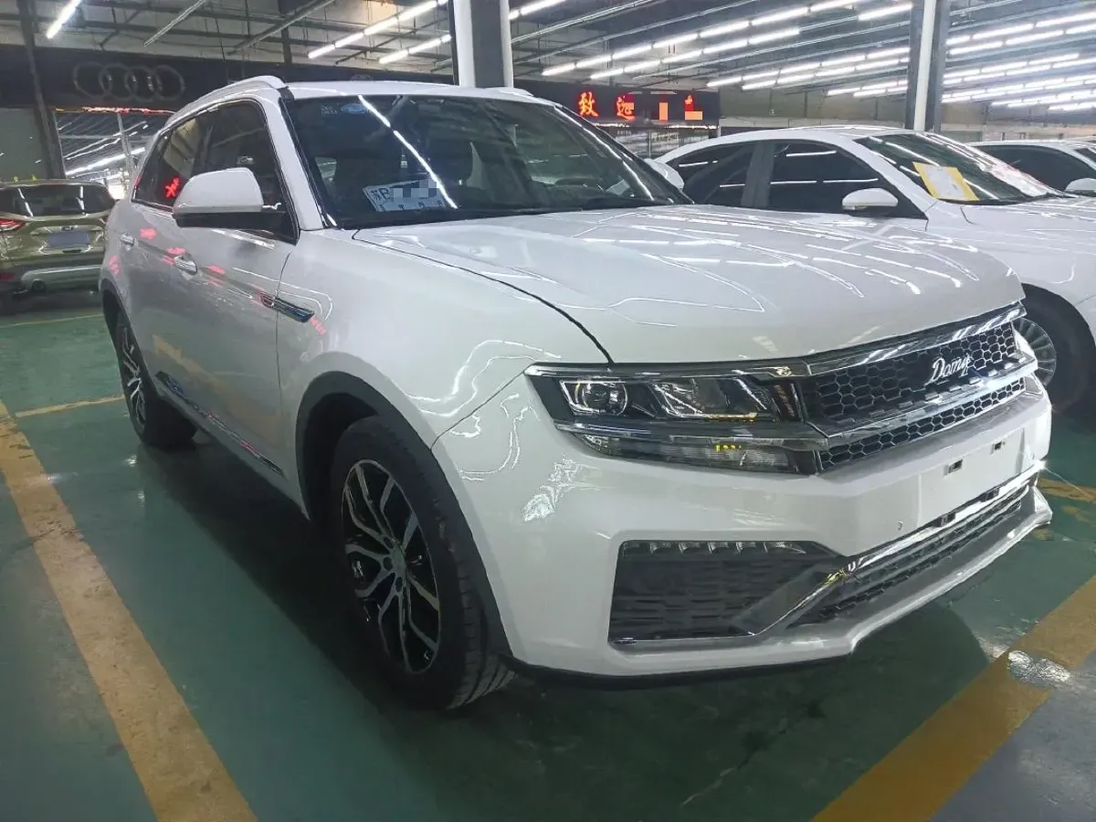 2017 Zotye Damy X7 1.8T 177HP L4 6DCT,autocango,china used car exporter,china ev exporter,chinese used car exporter,chinese used ev exporter