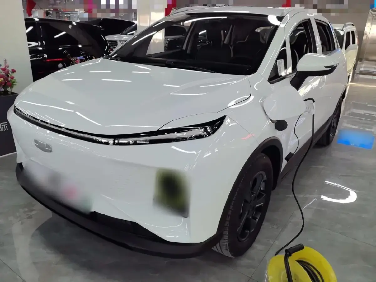 2023 Geometry E BEV 39.4KWH