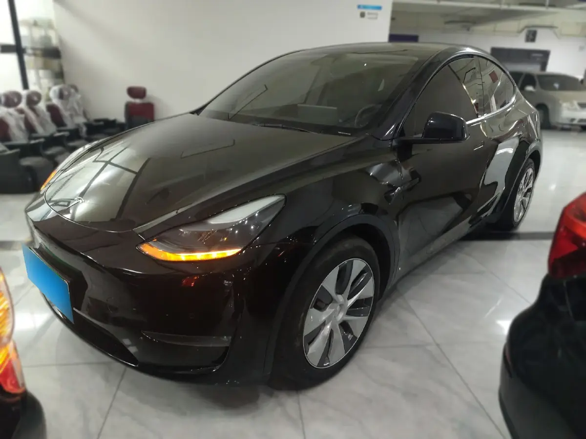 2021 Tesla Model Y BEV 60KWH