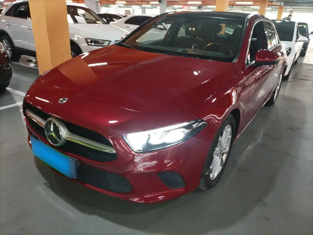 2021 Mercedes-Benz A Class 1.3T 163HP L4 7DCT