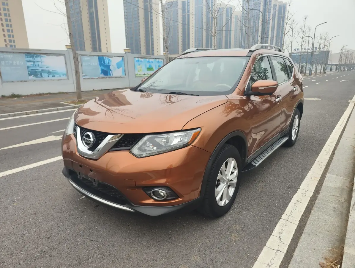 2014 Nissan X-Trail 2.0L 150HP L4 CVT