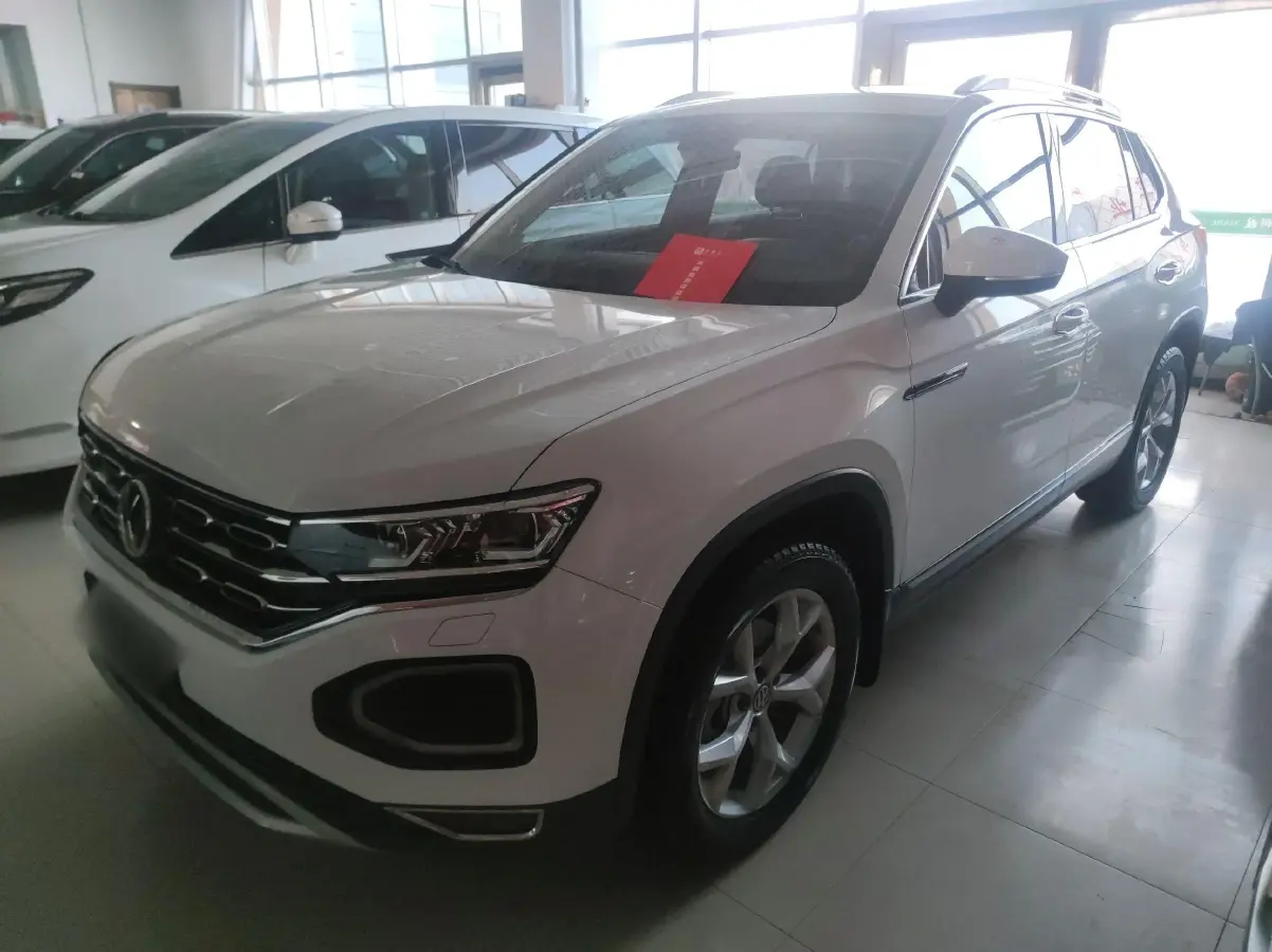 2019 Volkswagen Tayron 2.0T 220HP L4 7DCT