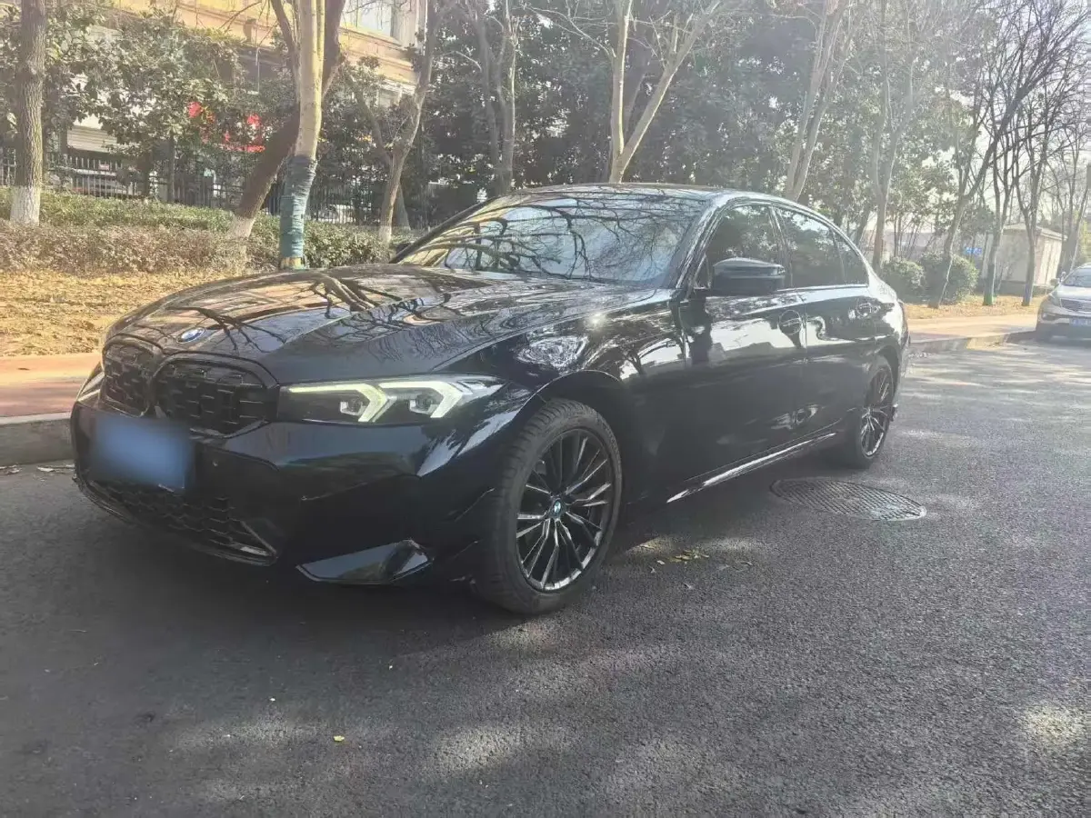 2024 BMW 3 Series 2.0T 184HP L4 8AT