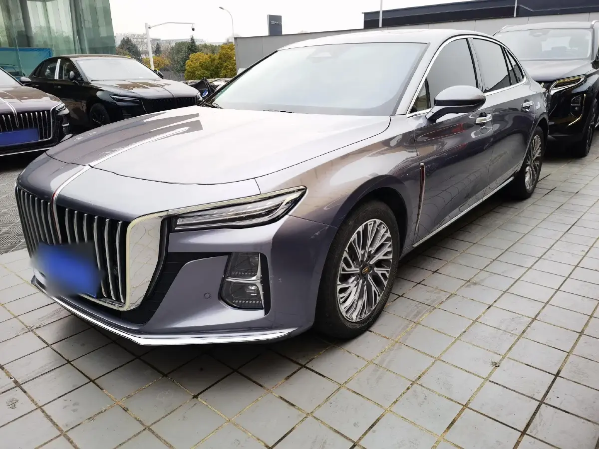 2023 HongQi H5 2.0T 224HP L4 8AT