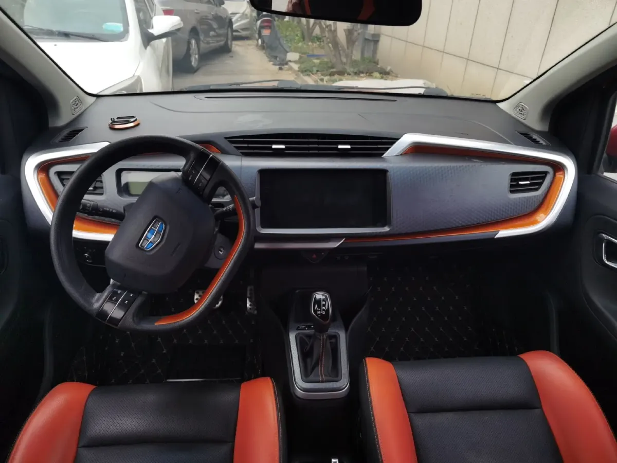 2017 Geely Vision X1 1.3L 88HP L4 4AT,autocango,china used car exporter,china ev exporter,chinese used car exporter,chinese used ev exporter