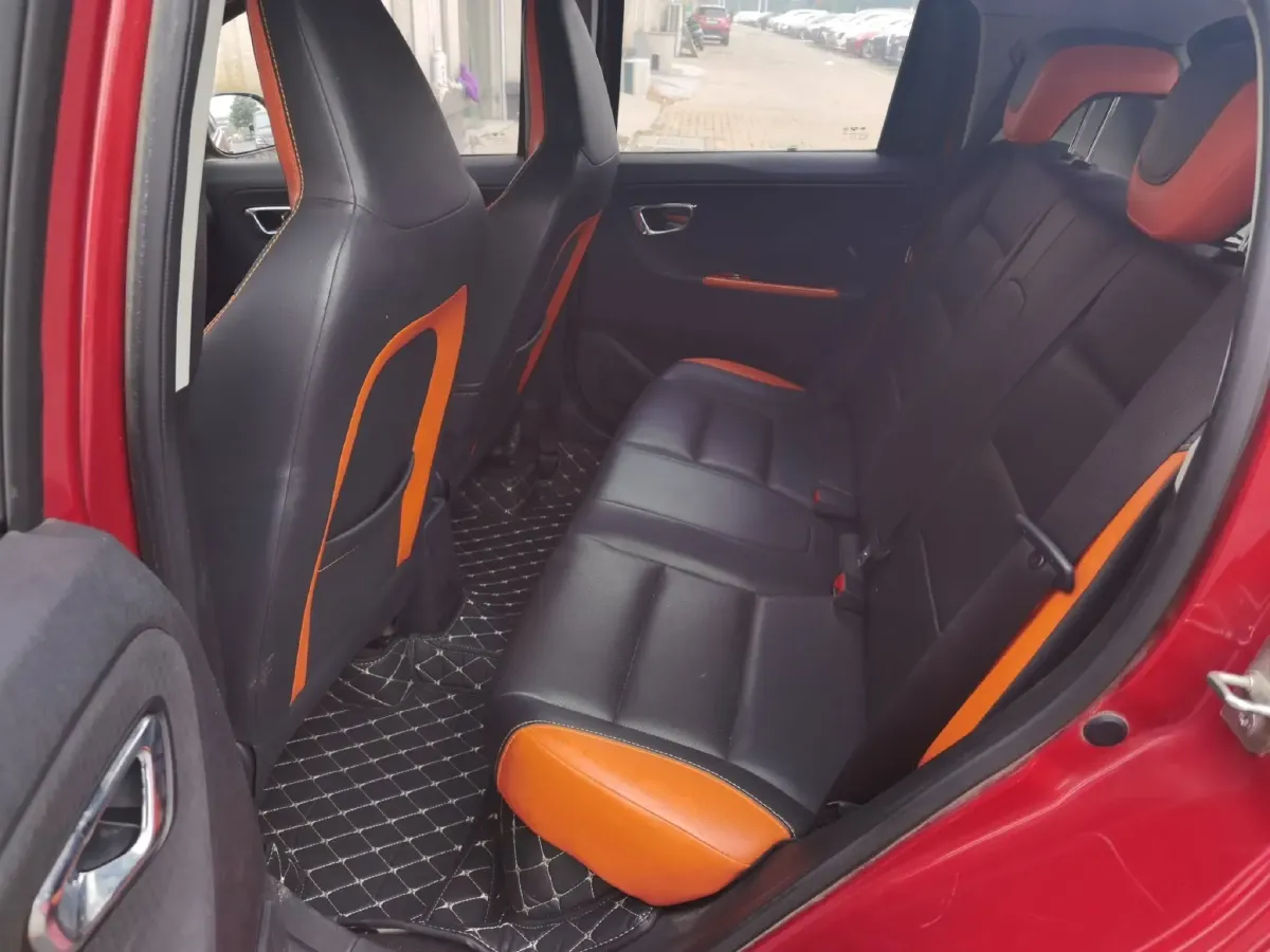 2017 Geely Vision X1 1.3L 88HP L4 4AT,autocango,china used car exporter,china ev exporter,chinese used car exporter,chinese used ev exporter