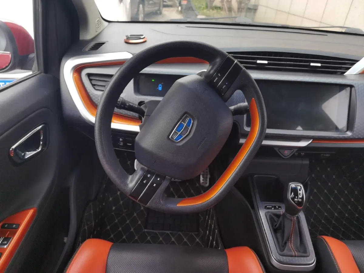 2017 Geely Vision X1 1.3L 88HP L4 4AT,autocango,china used car exporter,china ev exporter,chinese used car exporter,chinese used ev exporter