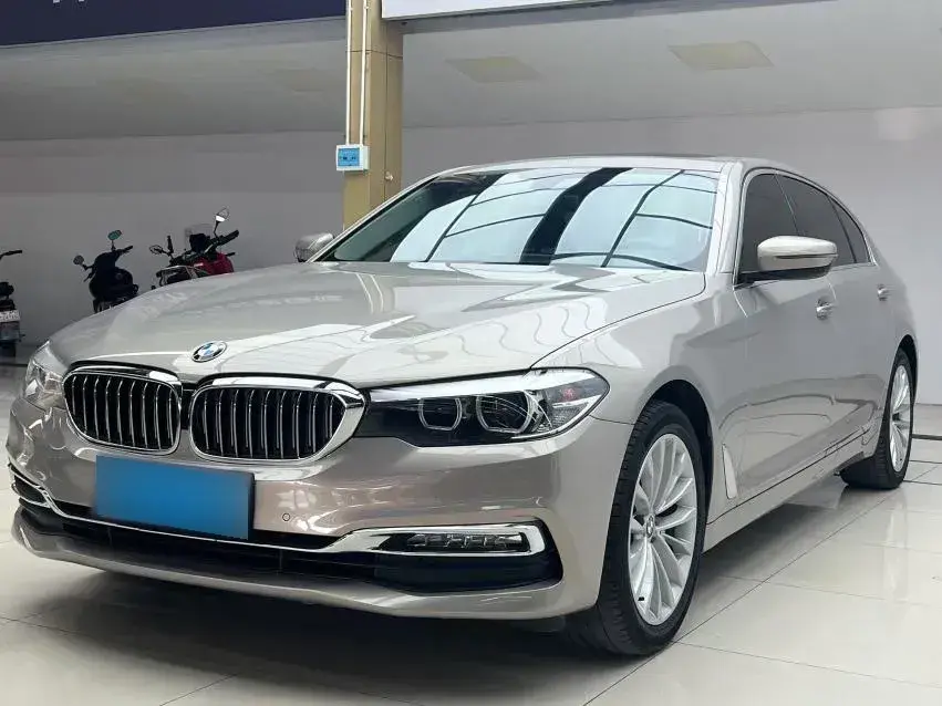 2018 BMW 5 Series 2.0T 184HP L4 8AT