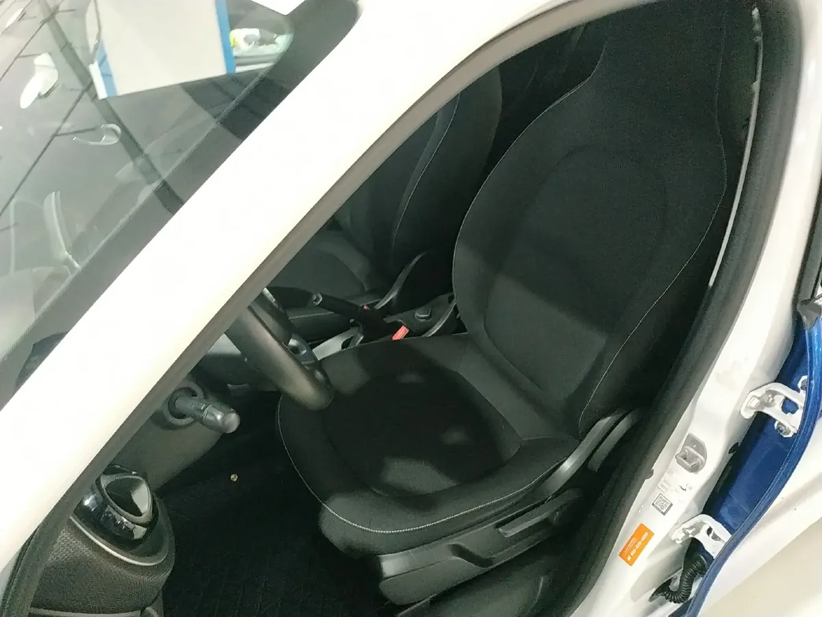 2016 Smart smart forfour 1.0L 71HP L3 6DCT,autocango,china used car exporter,china ev exporter,chinese used car exporter,chinese used ev exporter