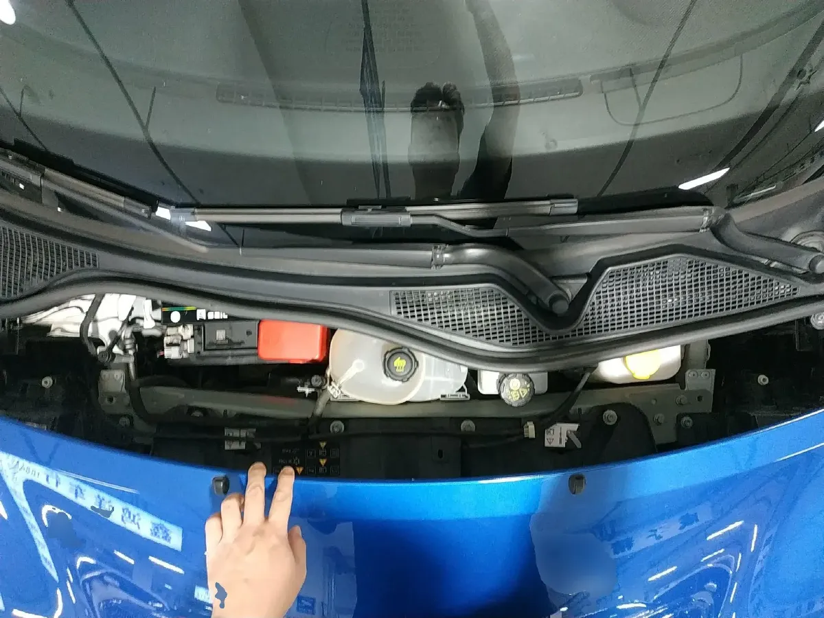 2016 Smart smart forfour 1.0L 71HP L3 6DCT,autocango,china used car exporter,china ev exporter,chinese used car exporter,chinese used ev exporter