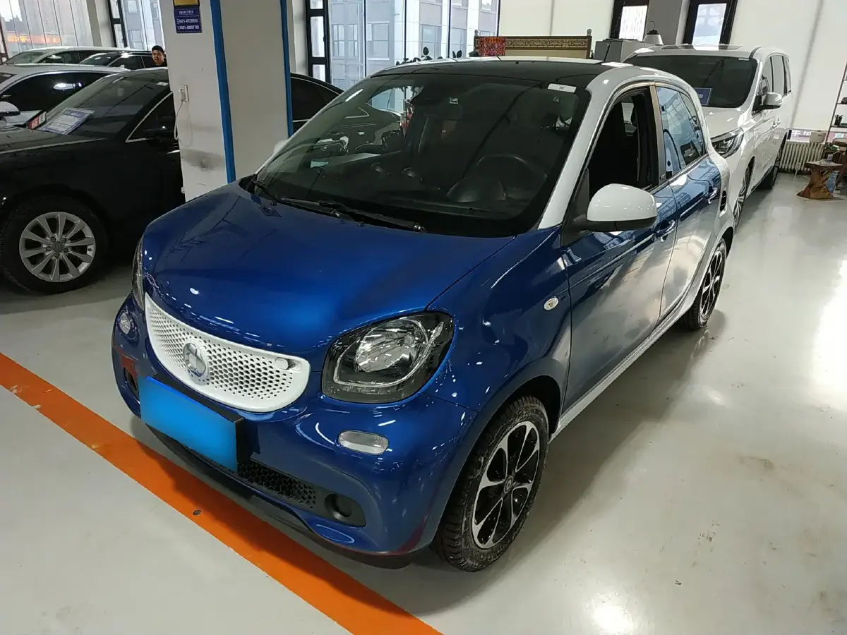 2016 Smart smart forfour 1.0L 71HP L3 6DCT