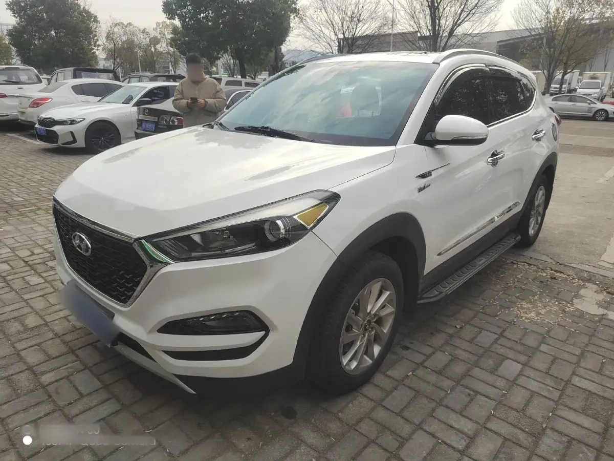 2015 Hyundai Tucson 1.6T 177HP L4 7DCT