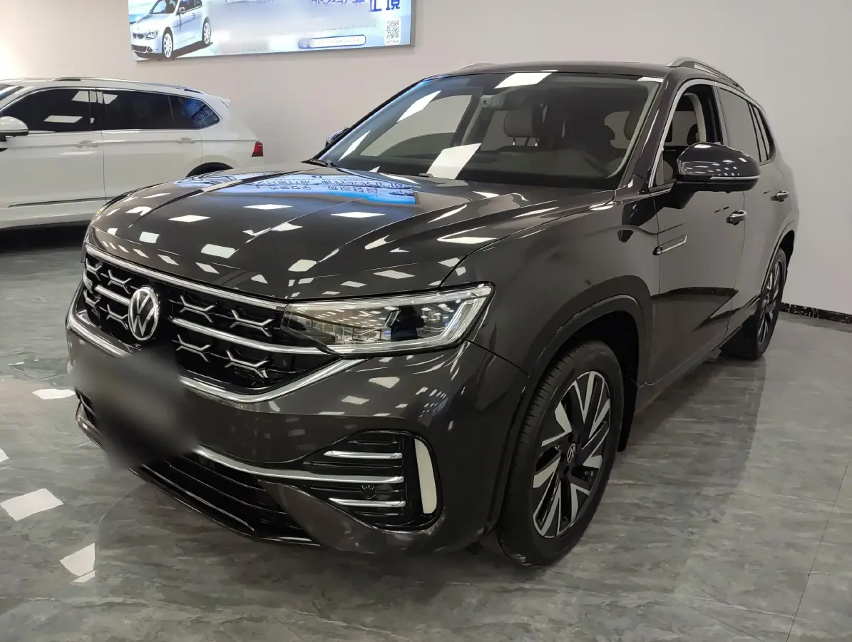 2024 Volkswagen Tayron 2.0T 220HP L4 7DCT