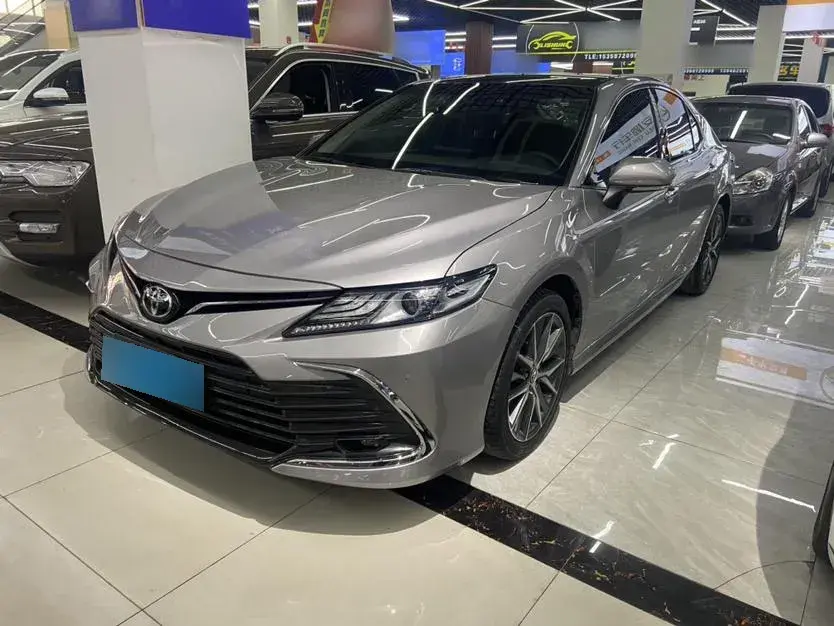 2021 Toyota Camry 2.5L 209HP L4 8AT