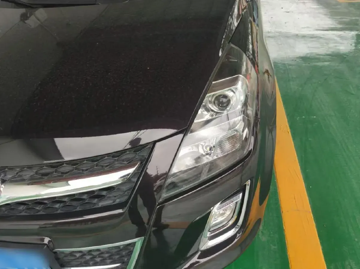 2013 Mazda 8 2.5L 163HP L4 5AT,autocango,china used car exporter,china ev exporter,chinese used car exporter,chinese used ev exporter