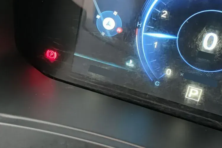 2018 Venucia T60 1.6L 126HP L4 CVT,autocango,china used car exporter,china ev exporter,chinese used car exporter,chinese used ev exporter